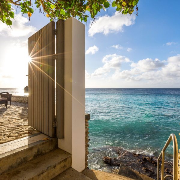 Oceanfront 72 & Sunny Bonaire